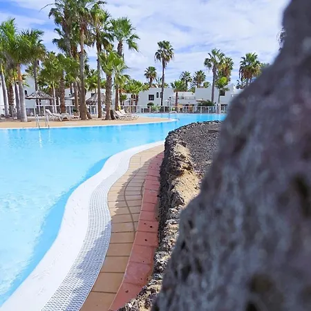 Blue Oasis Apartament *